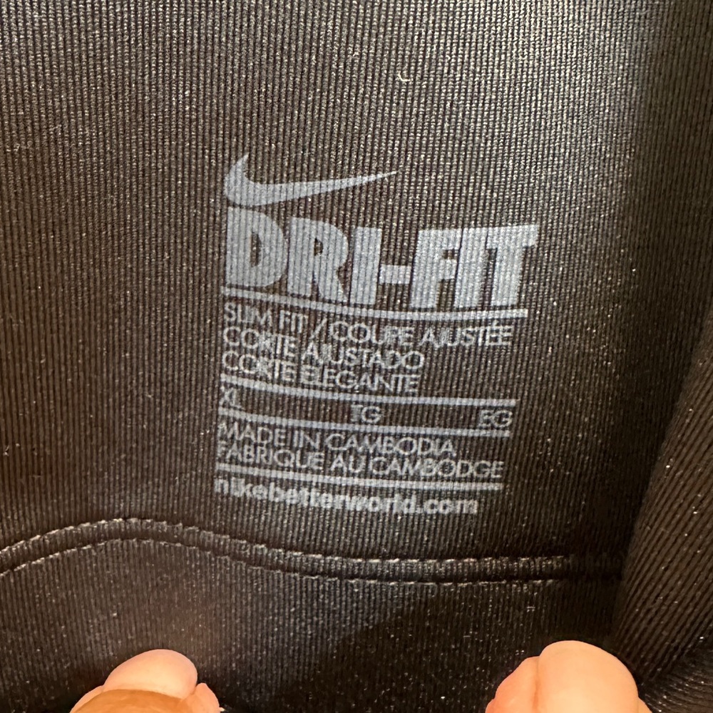 Nike Top - Picture 4 of 4